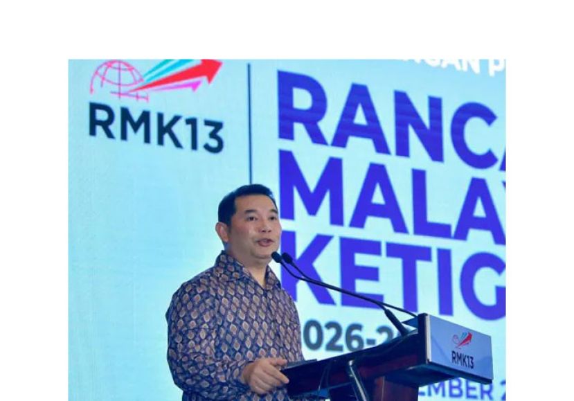 经济部长拉菲兹。