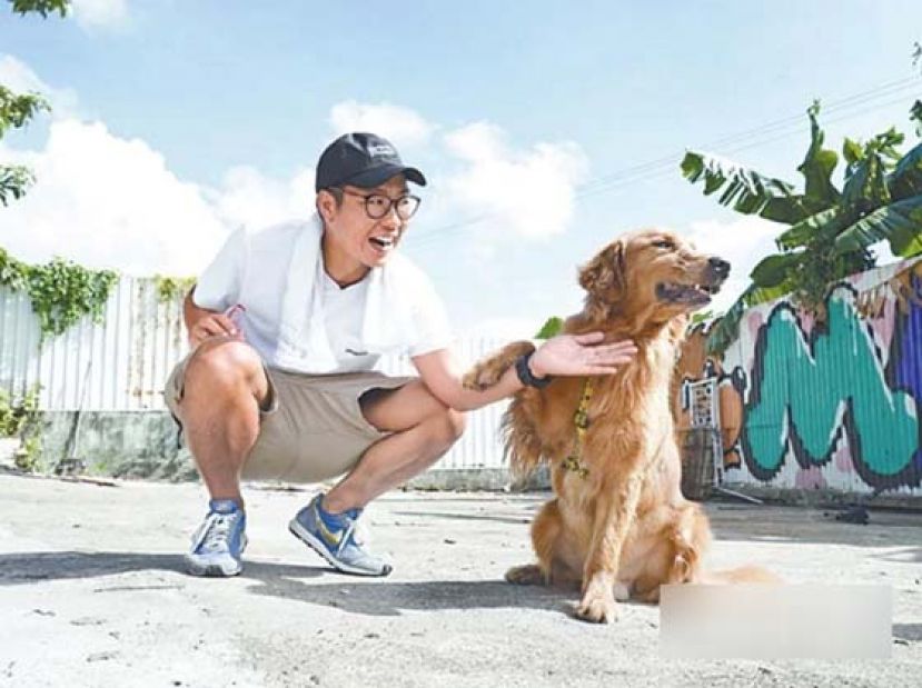 是次采访带同东方升到&ldquo;老有所依动物村&rdquo;做狗奴，服侍一班老狗。