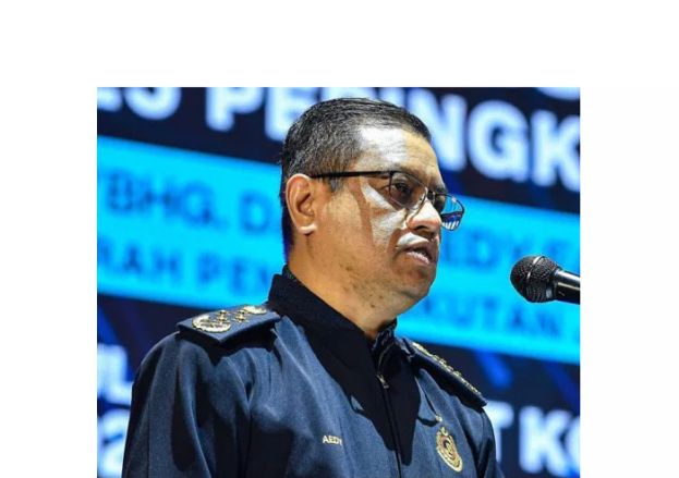 陆交局总监艾迪法德里。