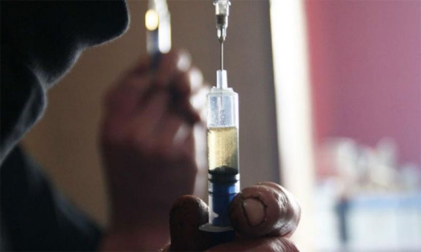 13万7176名吸毒者向国家反毒机构、卫生部、康复中心寻求治疗