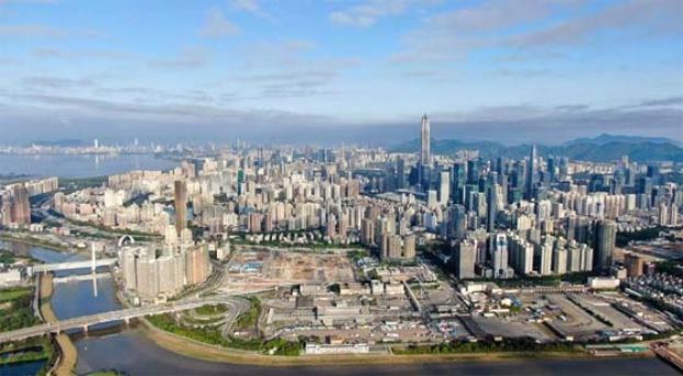 中国城市社区，将开展嵌入式服务设施建设。