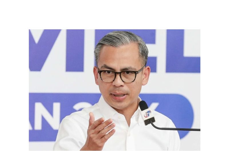 通讯部长法米。