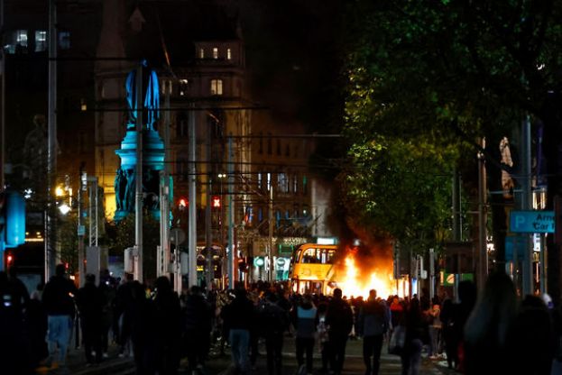 ●爱尔兰总理瓦拉德卡表示，&ldquo;那些涉事者令都柏林蒙羞，令爱尔兰蒙羞！&rdquo;