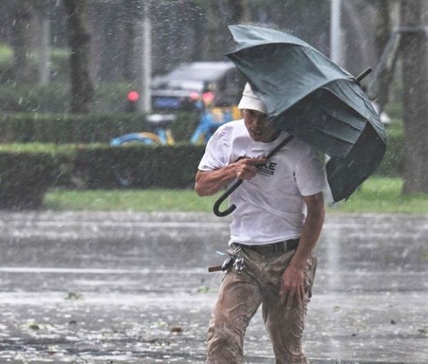&ldquo;白海豚&rdquo;将深入中国内陆极端降雨，未来三天有特大暴雨。