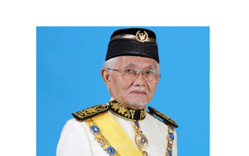 砂州元首敦泰益玛目。