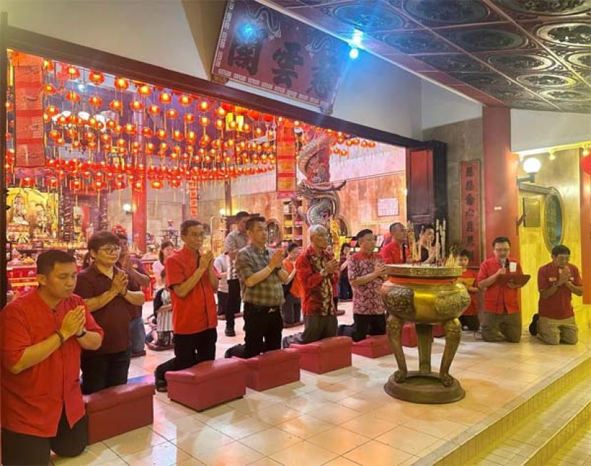 顺兴公会慈云阁庆天公诞    子时祭祀仪式庄严隆重