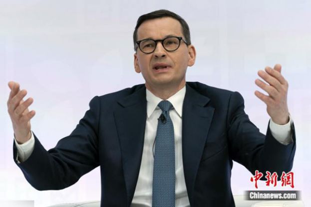 波兰总理莫拉维茨基。