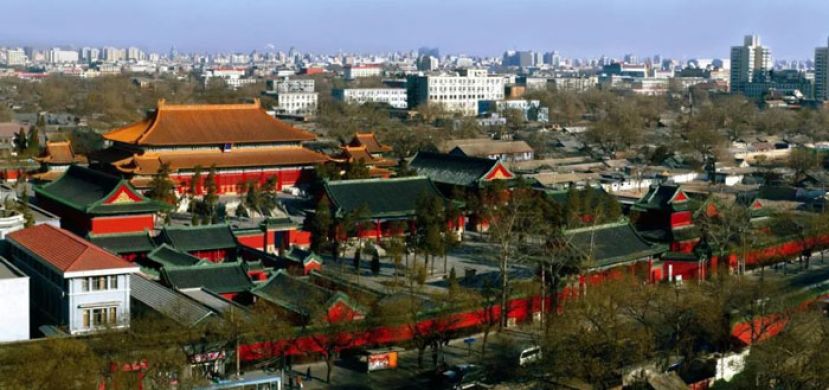 历代帝王庙，共有文物建筑26处，整体布局规整庄严，建筑群高低错落有致、前后层次分明。