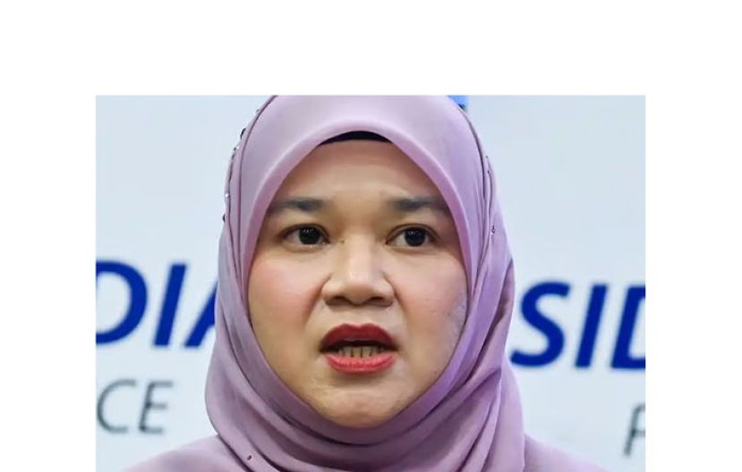 教育部长法丽娜。