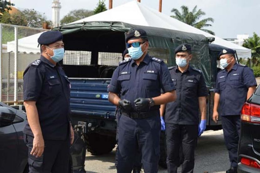 &nbsp;全国至少有200名警员确诊新冠肺炎。