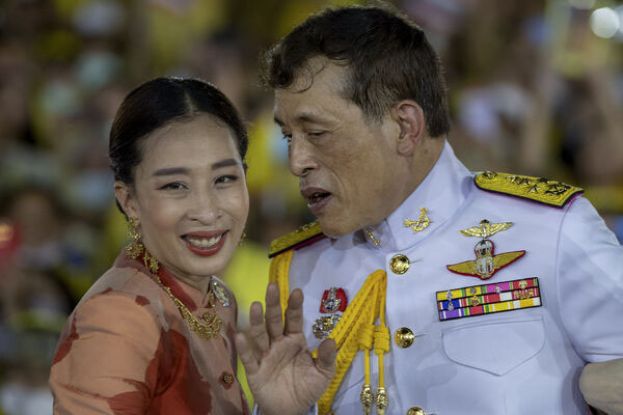 泰王瓦吉拉隆功与长公主帕差拉吉蒂雅帕。