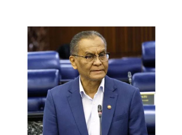 卫生部长祖基菲里。