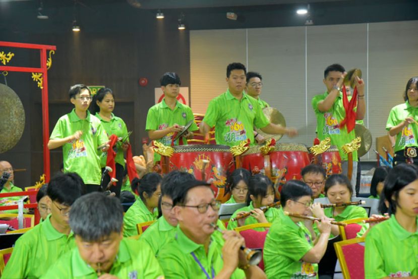 订于下周六晚上举行的古晋潮州公会敬老宴，将有一系列精彩潮乐潮曲演出助兴。