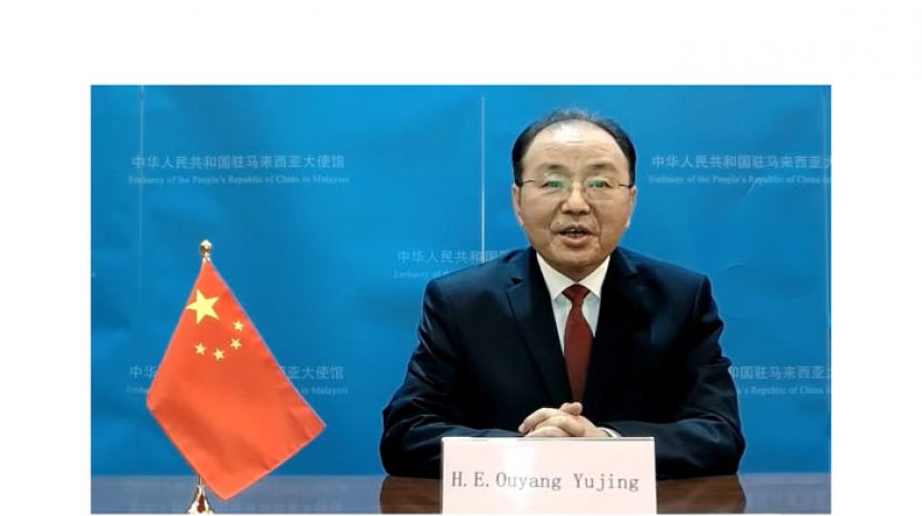 中国驻马大使欧阳玉靖。