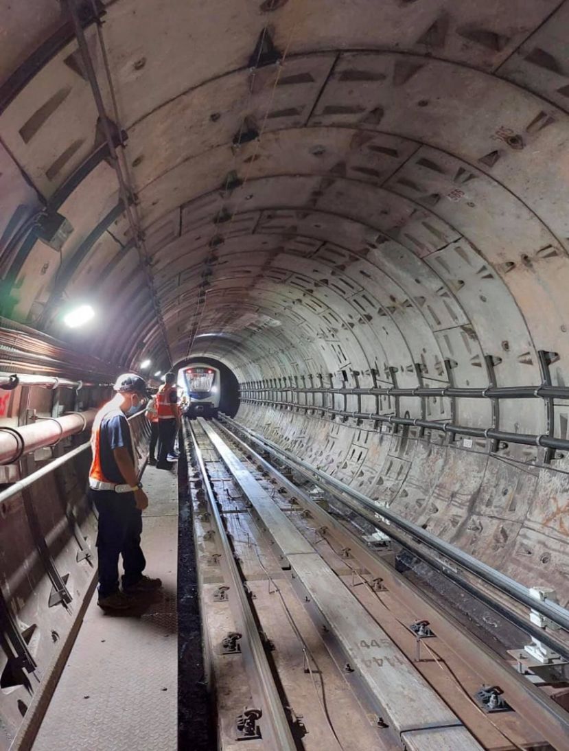 轻快铁2列车相撞事故的调查报告，并会在明天（9日）的内阁会议上提呈。