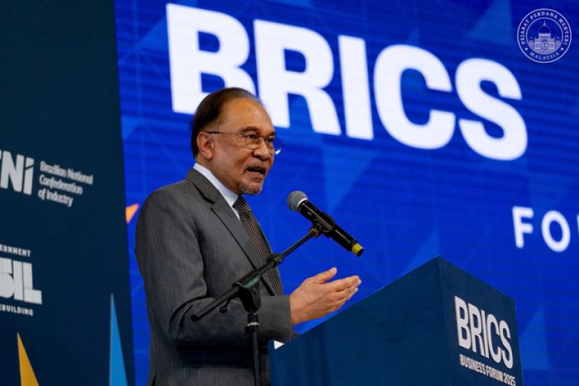 首相拿督斯里安华。