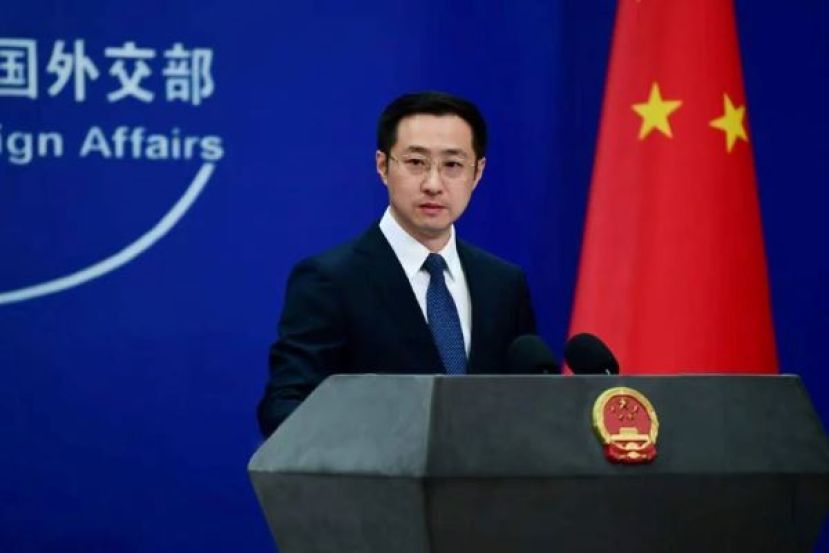  特朗普称中国将提供稀土，北京未证实但吁双方落实共识。