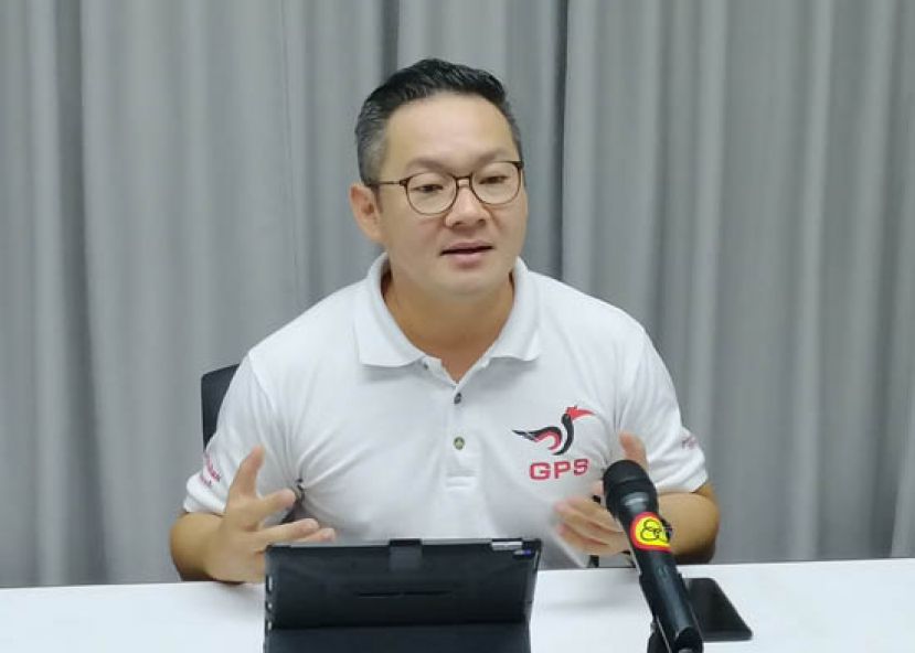 砂人联党青年总团长程明智发言神情。