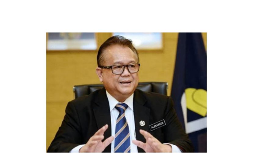 拿督斯里亚历山大南达林奇。