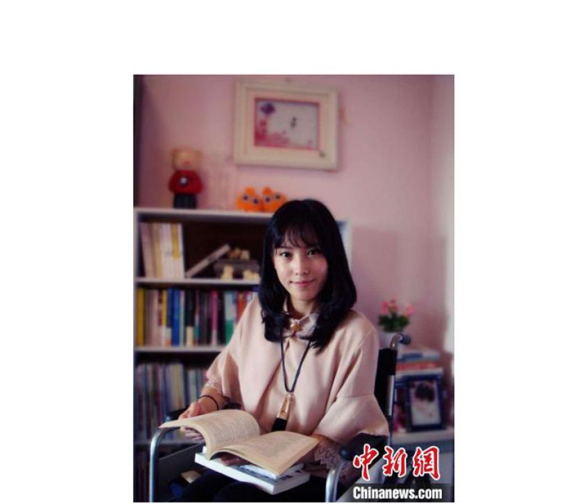 经过多年努力，成为作家的李璐，所写文章被国内一线期刊争相转载，同时也成为拥有几十万粉丝的自媒体作者。