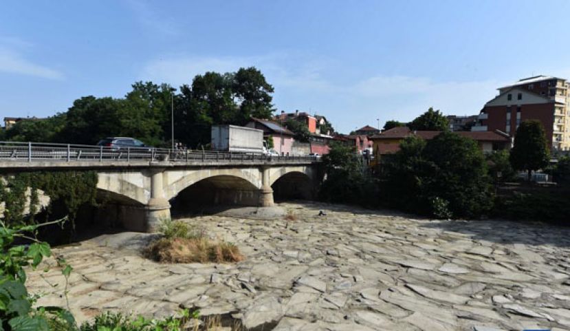 欧洲医院和学校温度高 承受更大的热浪冲击