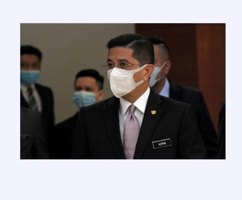 贸工部长拿督斯里阿兹敏。