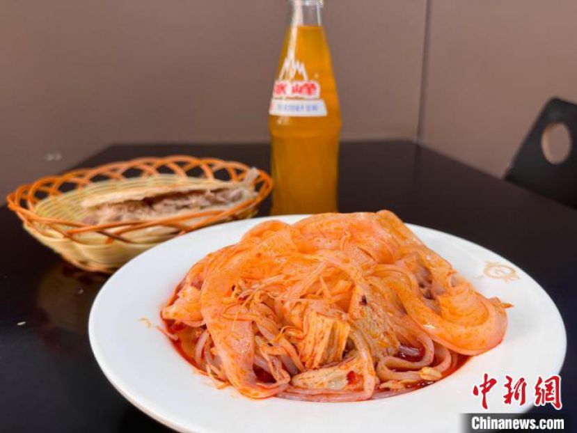 西安一小吃店售卖的&ldquo;三秦套餐&rdquo;。