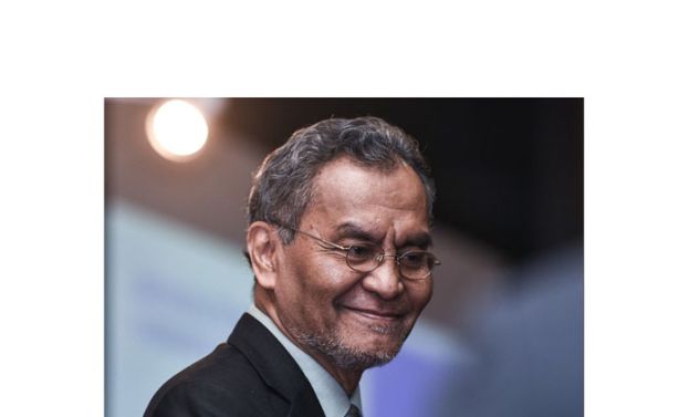 卫生部长祖基菲里。