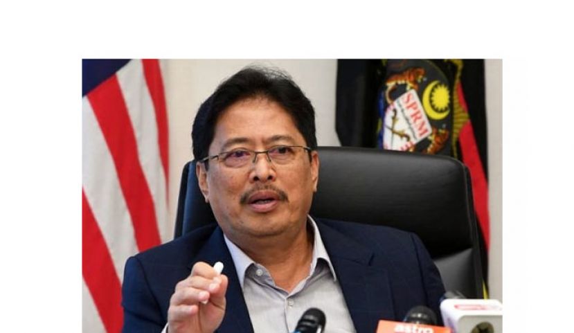 丹斯里阿占巴基。