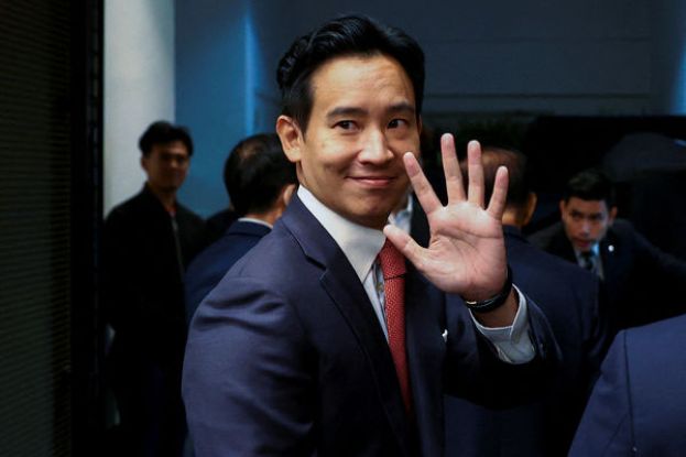 泰国国会举办新任首相投票，唯一候选人前进党党魁皮塔未能拿下过半数赞成票，国会预计19日将再次进行投票。