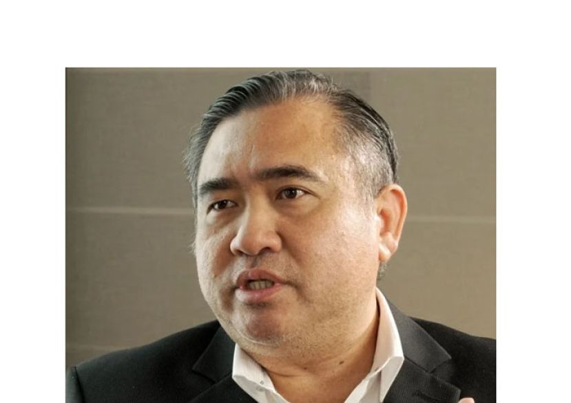 陆兆福。