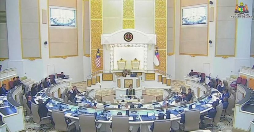 不满修宪设官委州议员　火箭集体请辞退出甲州政府