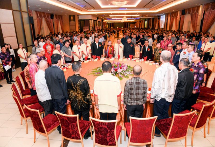 全国厨业云集，庆祝会场面盛大。