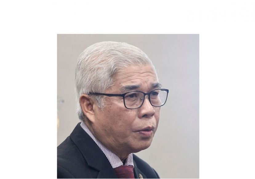 哈山卡林。