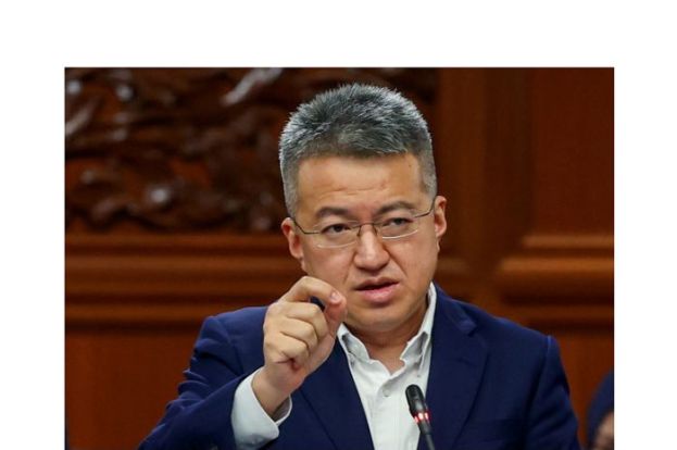 财政部副部长刘镇东。