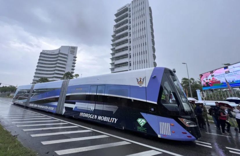 砂政府拨十亿建智轨系统 砂智轨列车蓝红绿线齐推2026通车