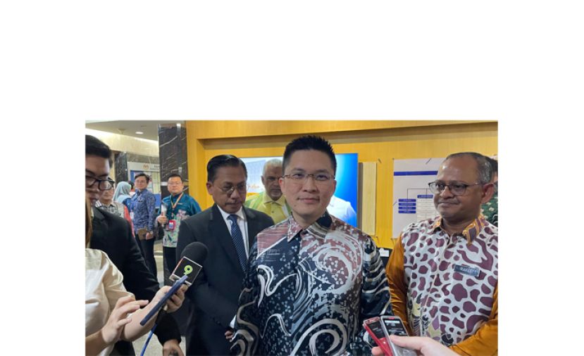 教育部副部长兼太平国会议员黄家和.