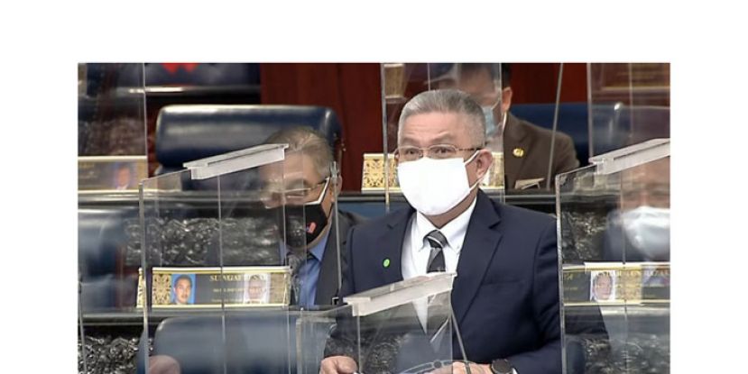 卫生部长拿督斯里阿汉巴巴。