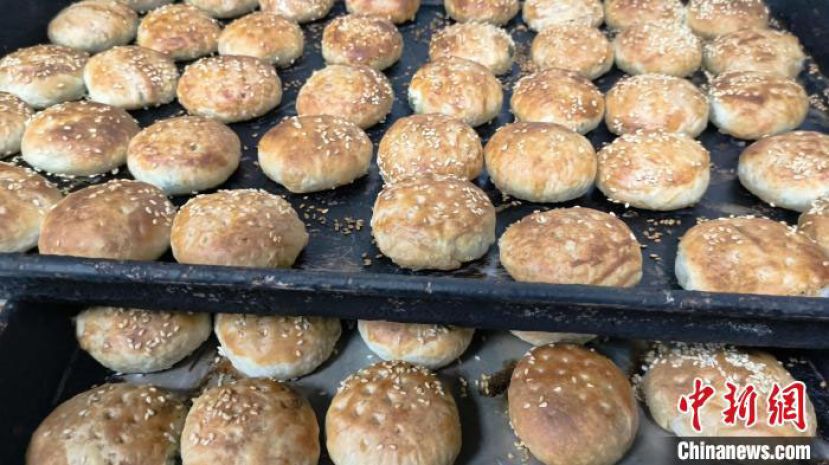 新鲜出炉的海苔饼。