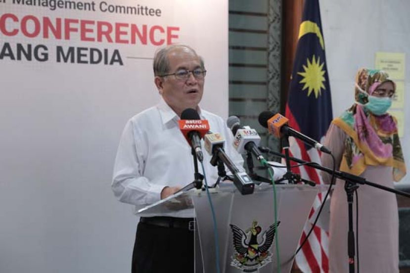 砂副首长拿督阿玛道格拉斯。