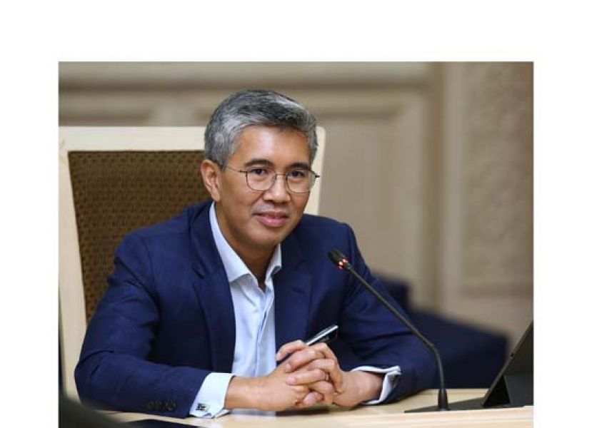 财政部长拿督斯里扎夫鲁。