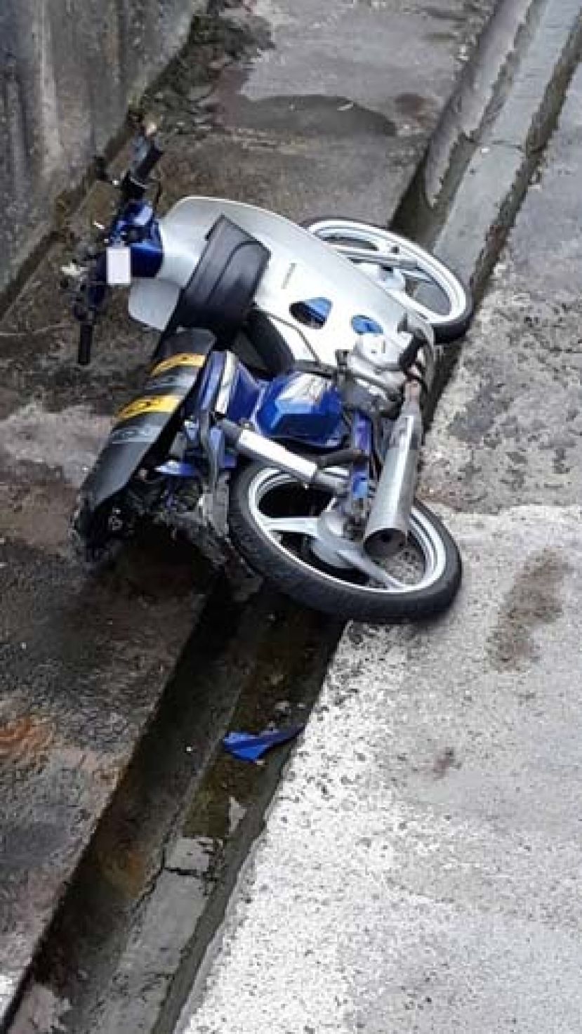 电单车严重毁坏。