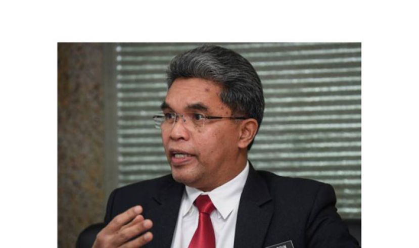 教育总监拿督卡鲁丁。