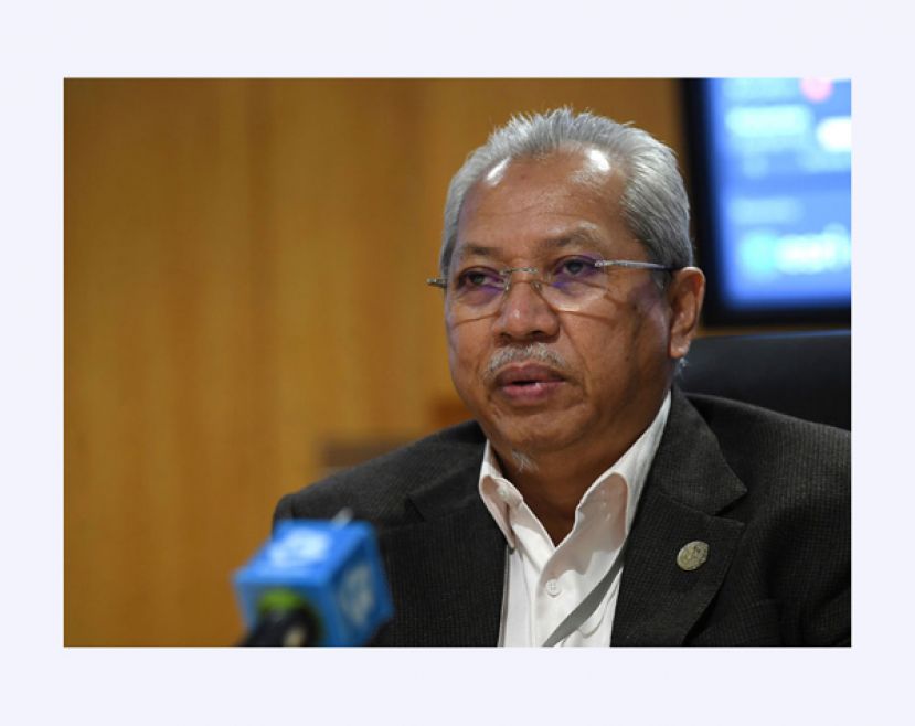 联邦直辖区部长丹斯里安努亚慕沙。