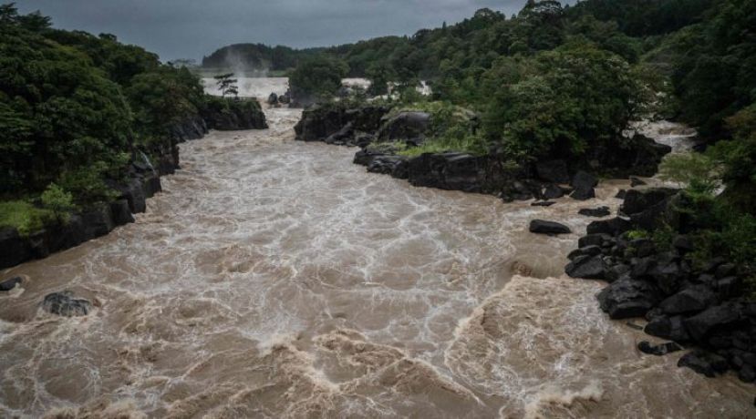 风暴南玛都横过本州  14万户停电