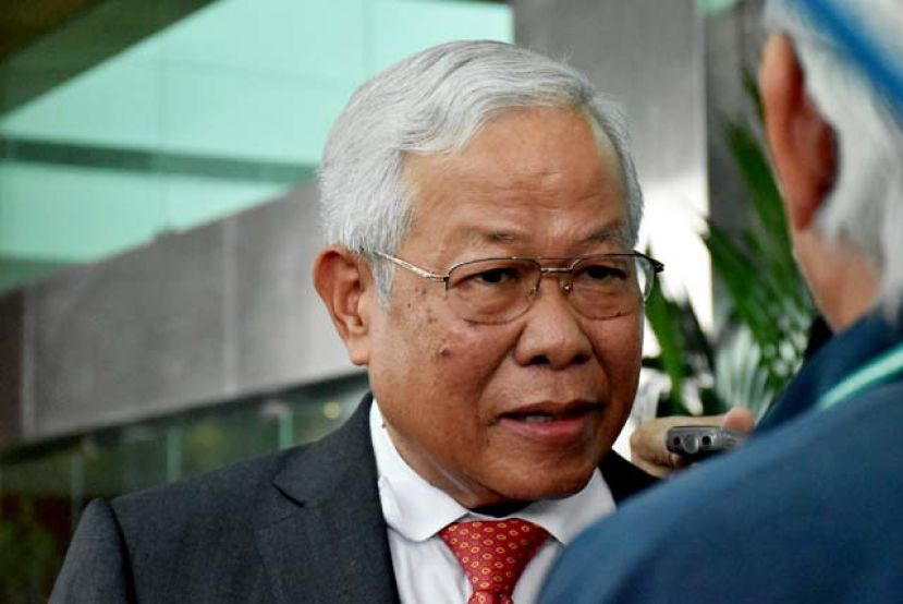 砂教育、科学与工艺研究部部长拿督斯里麦哥玛因披露，砂拉越有很多低洼地区学校必须迁校，尤其是在雨季时就面对水患的问题。