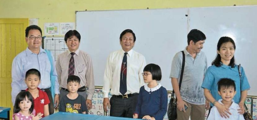 烟霾指数继续攀升  古晋六华小宣布明日起停课