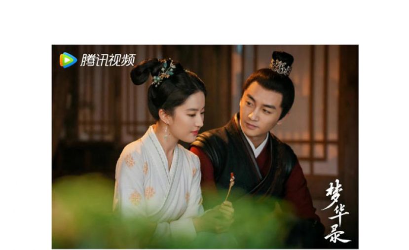 刘亦菲与陈晓。电视剧《梦华录》剧照。