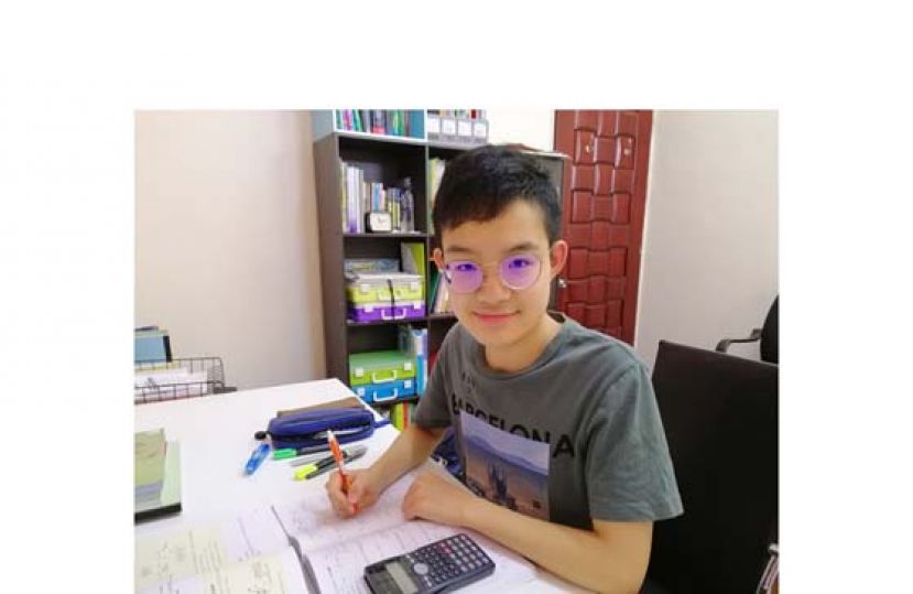 李绍弘。