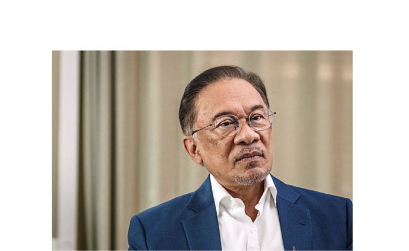拿督斯里安华。